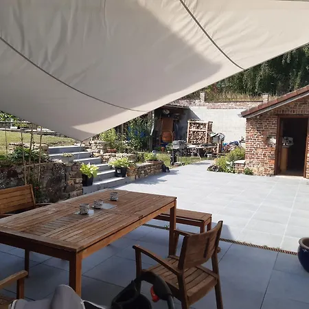 לינה וארוחת בוקר Le Tournant De Dombiez 3*